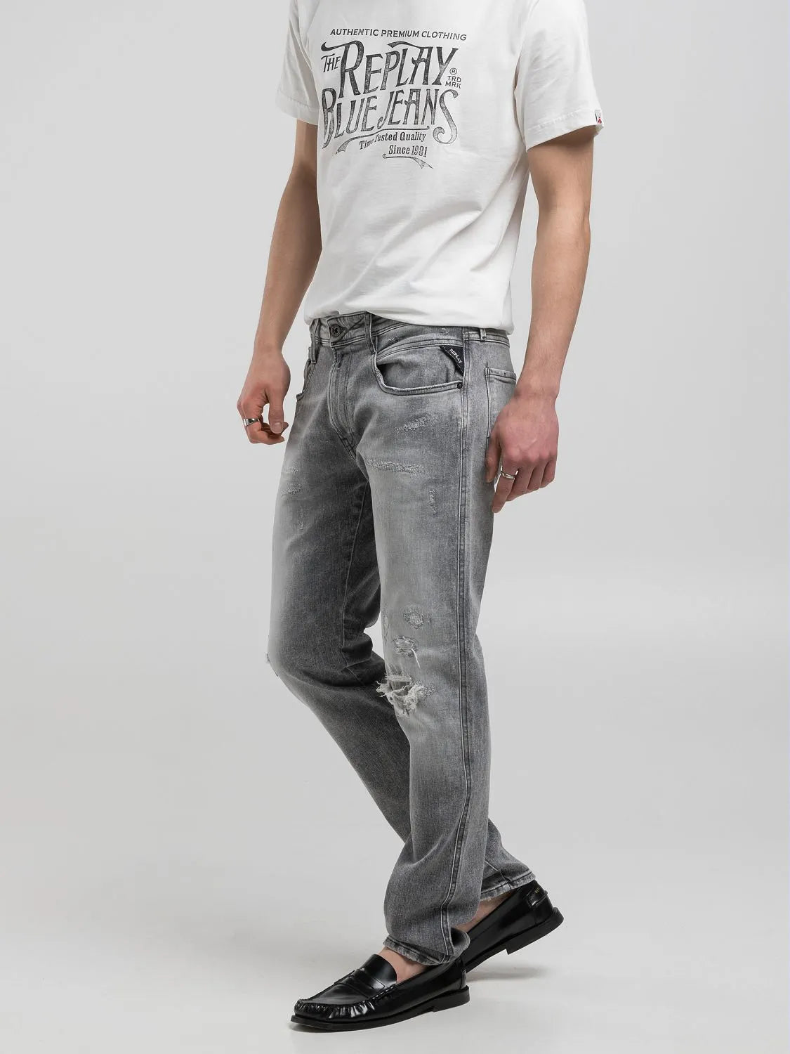 Replay Light Grey 12.5 OZ White Weft Black Power Stretch Anbass Slim Denim