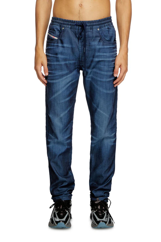 Diesel Slim Joggjeans® – 2060 D-Strukt (Men’s